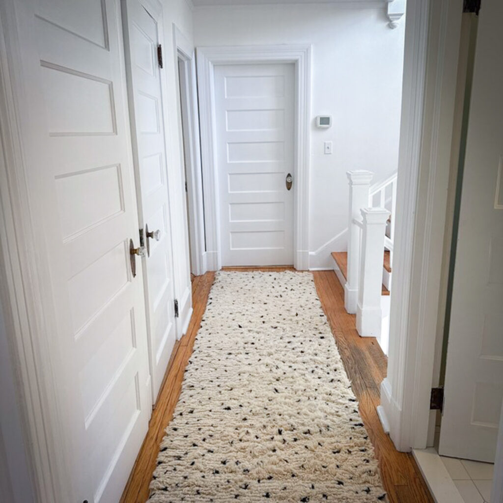 Dots Berber Runner